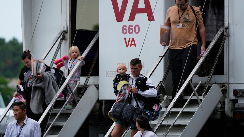 South Africa raids US refugee center, arrests 7