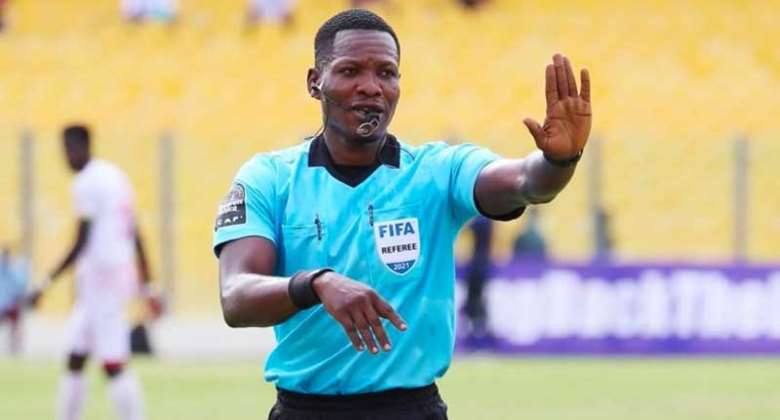 Fans slam referee Laryea over officiating in Nigeria’s AFCON loss to Morocco Fans slam referee Laryea over officiating in Nigeria’s AFCON loss to Morocco