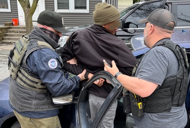 Minnesota district court orders ICE to release Nigerian who entered U.S. illegally in 2003 from deportation detention Minnesota district court orders ICE to release Nigerian who entered U.S. illegally in 2003 from deportation detention