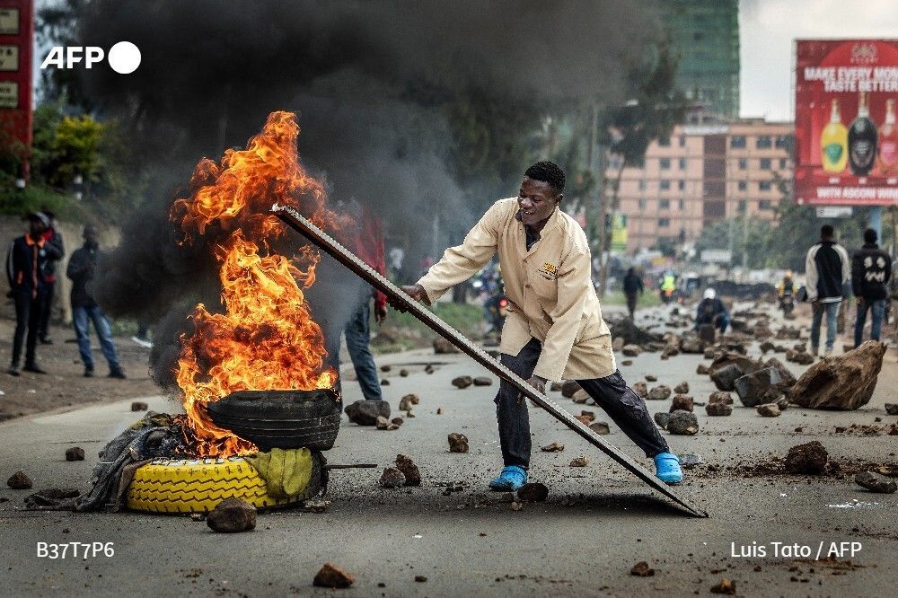 Transport strike paralyses Kenya over fuel price hikes” Transport strike paralyses Kenya over fuel price hikes”