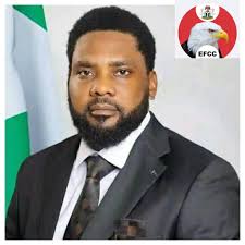 EFCC detains Energy Commission boss over N701bn tied to APC Governors’ forum