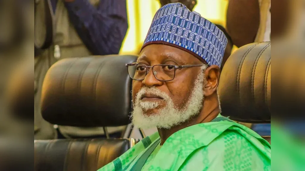 Abdulsalami dismisses Abiola poisoning theory, questions circumstances of Abacha’s death Abdulsalami dismisses Abiola poisoning theory, questions circumstances of Abacha’s death