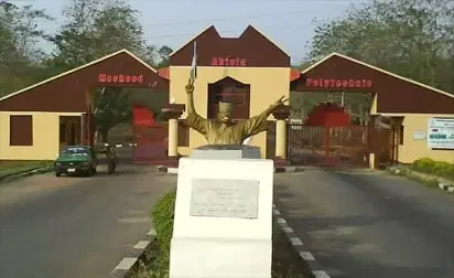 Ogun polytechnic dismisses 365 students over fake admission documents Ogun polytechnic dismisses 365 students over fake admission documents