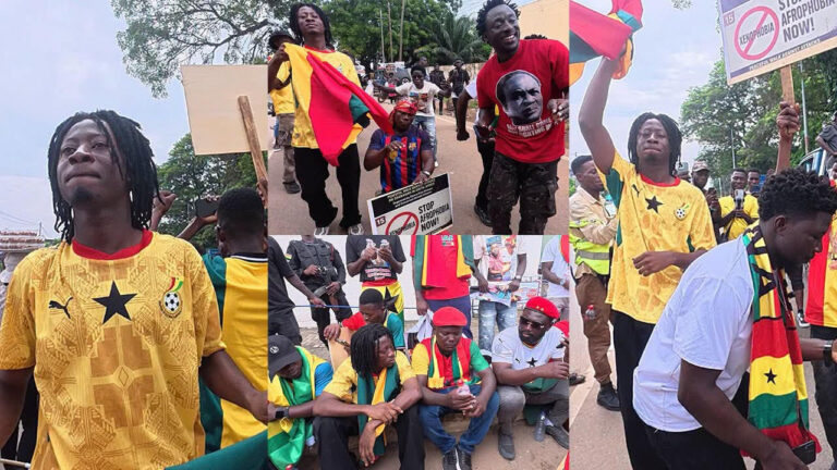 Ghanaians hold ‘South Africans must go’ protest in Accra Ghanaians hold ‘South Africans must go’ protest in Accra