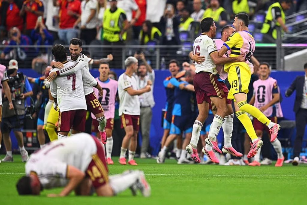 Spain defeats France 2-0 to reach 2026 World Cup final Spain defeats France 2-0 to reach 2026 World Cup final